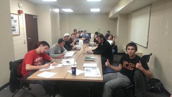 EKUKappaSigma's tweet image. Brothers on the study grind. Kappa Sigmas at work. #NumberOneSecondToNone #PicOfTheWeek