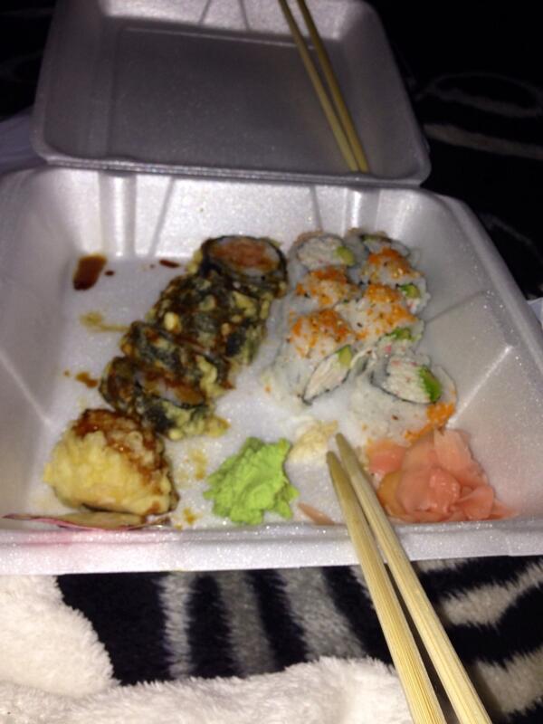 Madeeshun's tweet photo. bf brought home sushi fuck ya. http://t.co/JAFikOSllQ