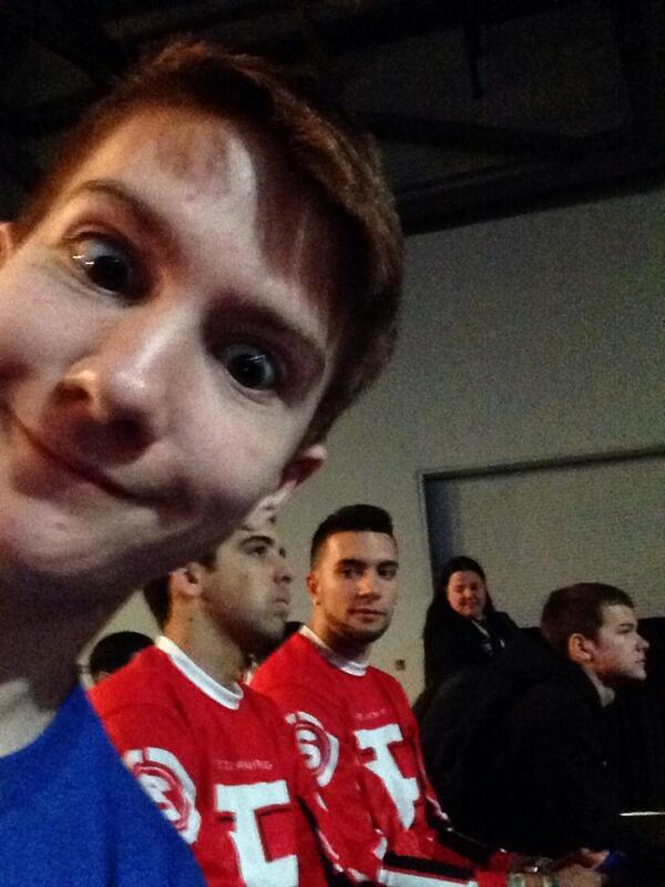 FaZeBloo's tweet image. real faze?!?