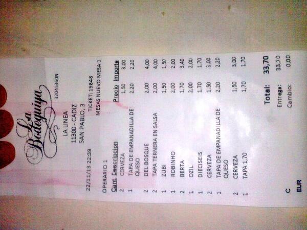 sergioot8's tweet photo. Esta es la alineacion q @Javiloooon y yo hems.cenao http://t.co/7l0B2OdT2n