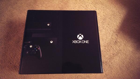Nanogenix's tweet photo. It's round 2!! Lets do this!!! #XboxOne #XboxOneLaunch http://t.co/JBGbn9ILLa