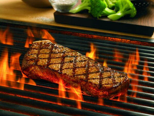 Outback's tweet photo. Our recommendation: Eat around the bone! #BoneInSteaks http://t.co/ri34WrZUEB http://t.co/nE5bDVHvpt