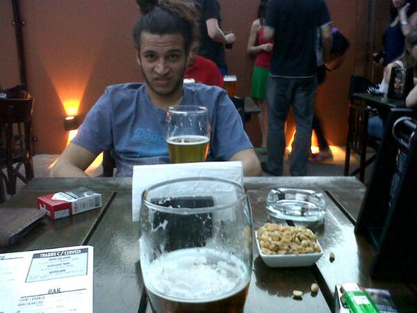 laradeudaeta's tweet photo. Festejando en el querido antares @luchoseppa @pepe http://t.co/Isc1y21CbJ