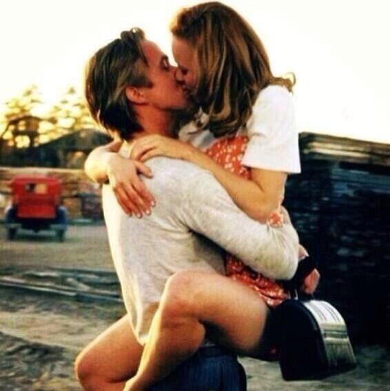 SmiIeHeart's tweet image. in honor of rachel mcadams &amp;amp; ryan gosling being back together. brb crying of absolute happiness.