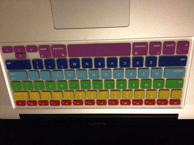 Chance bought me a new keyboard cover!  Pretty! http://t.co/SKANGJWvJR<a href="/tag/tip"class="tags"><span>#tip</span></a><a href="/tag/offline"class="tags"><span>#offline</span></a>