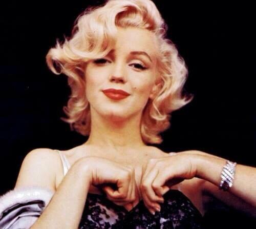 Marilyn Monroe (マリリン・モンロー) 生年月日 1926年6月1日〜1962年8