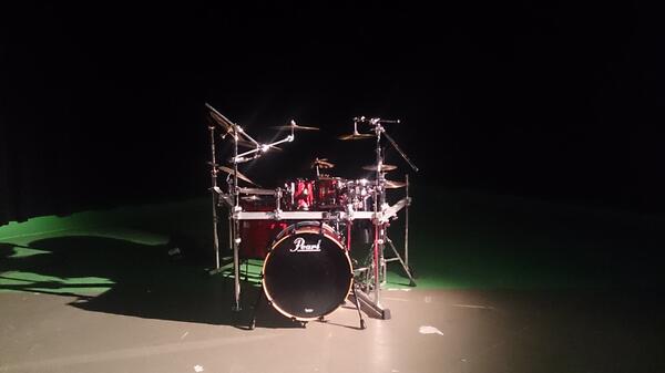 ndrewgrant's tweet image. In studio filming our music video #tvb #awesome #hardlighting