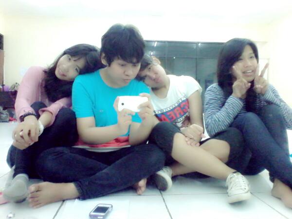 [Pic] narsis lagi masa xD <a href="/0206vyho/">Jung U-Know</a> <a href="/viejoongie/">vie haruki</a> @shinbadgil <a href="/6_cheese/">ゆーさん</a>