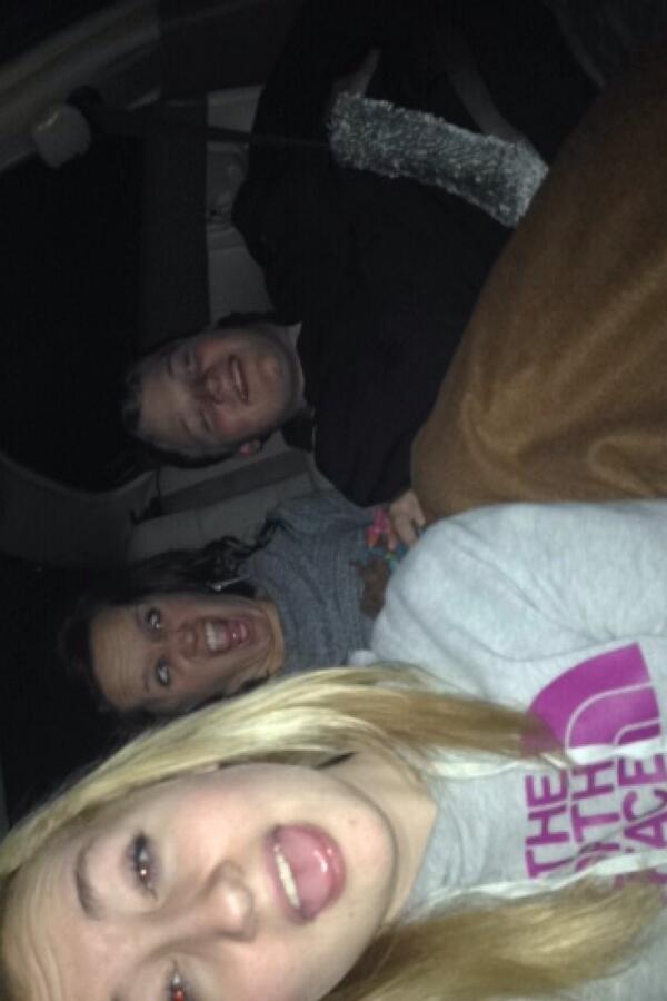 cheymercede's tweet photo. @RudFloyd @Ubljennifer my bitches http://t.co/ftg37QyNB7