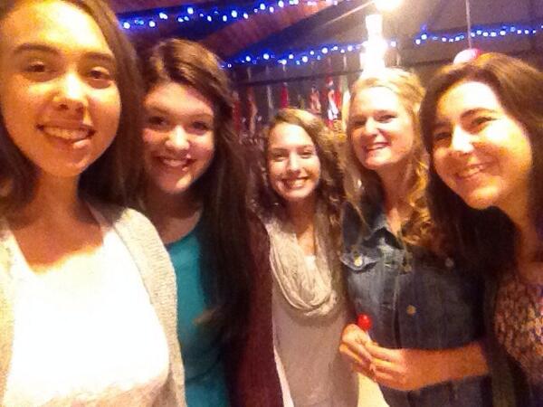 ElyseUniac's tweet image. team michhhhaezlsq is my fave team #95points #booya @kkellymorrow