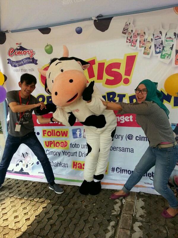 JA5ATA's tweet photo. #cimoryceleb http://t.co/yAgmELz4MP