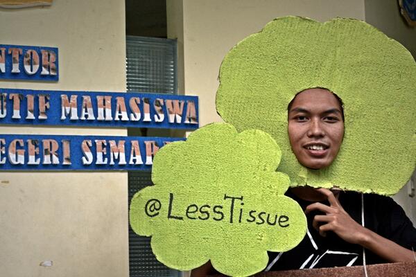 LessTissue tweet picture