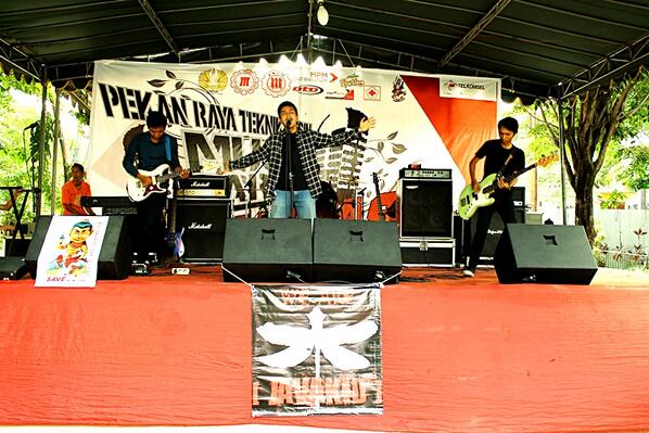 rezawarendra's tweet image. #JAVAKID in ACTION!!