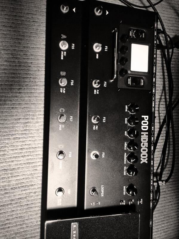 nanagen's tweet photo. 新しく買ったエフェクター。POD HD500X 。DSPが強化されたと聞いたがデュアルトーンにするとDSPがすぐに無理って言ってくるw http://t.co/aiBIDldYA0