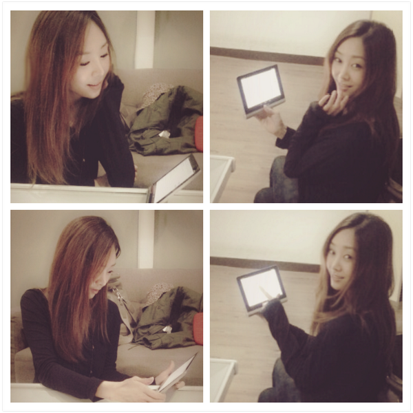 windyfrom2011's tweet photo. 난 g마켓 통해서 요가 태블릿 구했는데~ 지나는 선물로 받았다는 인증샷!!ㅡㅡ; 부러우면 지는거다ㅠ 그나저나 선물해준 사람 센스있네ㅎㅎ 요즘 이거 킥스탠드 때매 디자인이 독특해서 인기 많던데ㅎㅎ http://t.co/DiVWb9pKmm