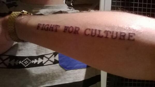 FightForCulture's tweet photo. Quand on vous dit qu’ @AlterHippo a le combat dans la peau ! #FightForCulture #tattoo http://t.co/RMmTEJn3fB