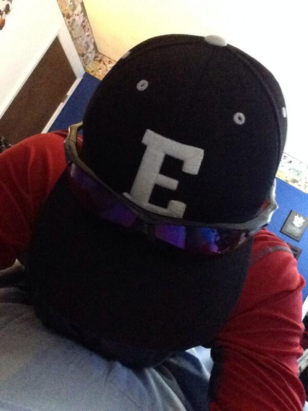 MoundLife's tweet image. Going to get some work in the cage and at first. My pic game is getting crazy.