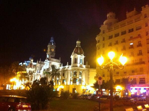 Прямая ссылка на встроенное изображение