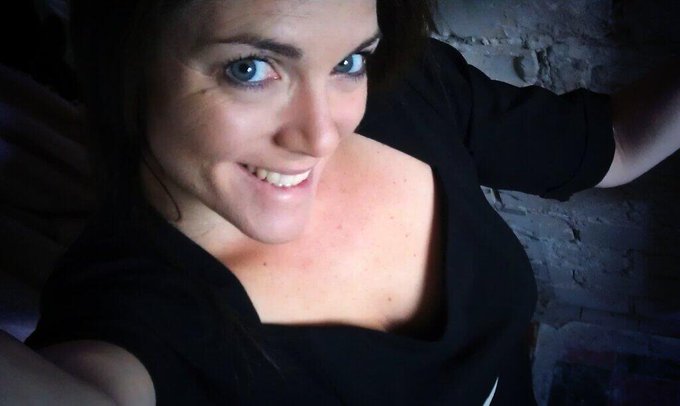 If you be at a loose end this evening I be getting naked on http://t.co/nL2okwyOhq webcam @7pm GMT. I<a href="/tag/pornstarproblems"class="tags"><span>#pornstarproblems</span></a>