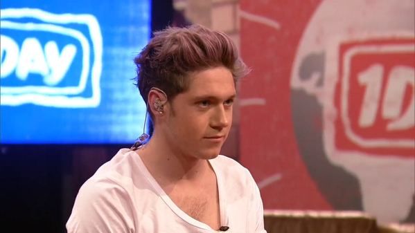 "@NipsAndDimps: NIALL WITH LILAC HAIR  via <a href="/LatestAbout1D/">Latest About 1D</a>" -G.