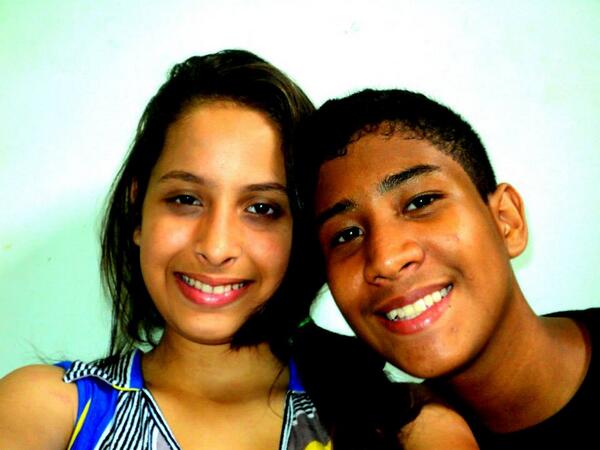 LeisbertG's tweet photo. Gracias por tu apoyo.. 
T'quiero Hermana @GinethGaraujo http://t.co/l67EI7K6b9