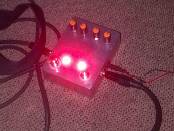 CD40106's tweet image. ShoeGazer clone! :-)