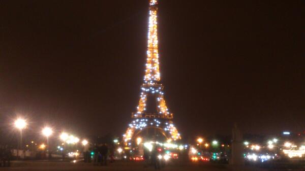 ss_ventura's tweet photo. My Paris <3 http://t.co/SbydJjtVX0