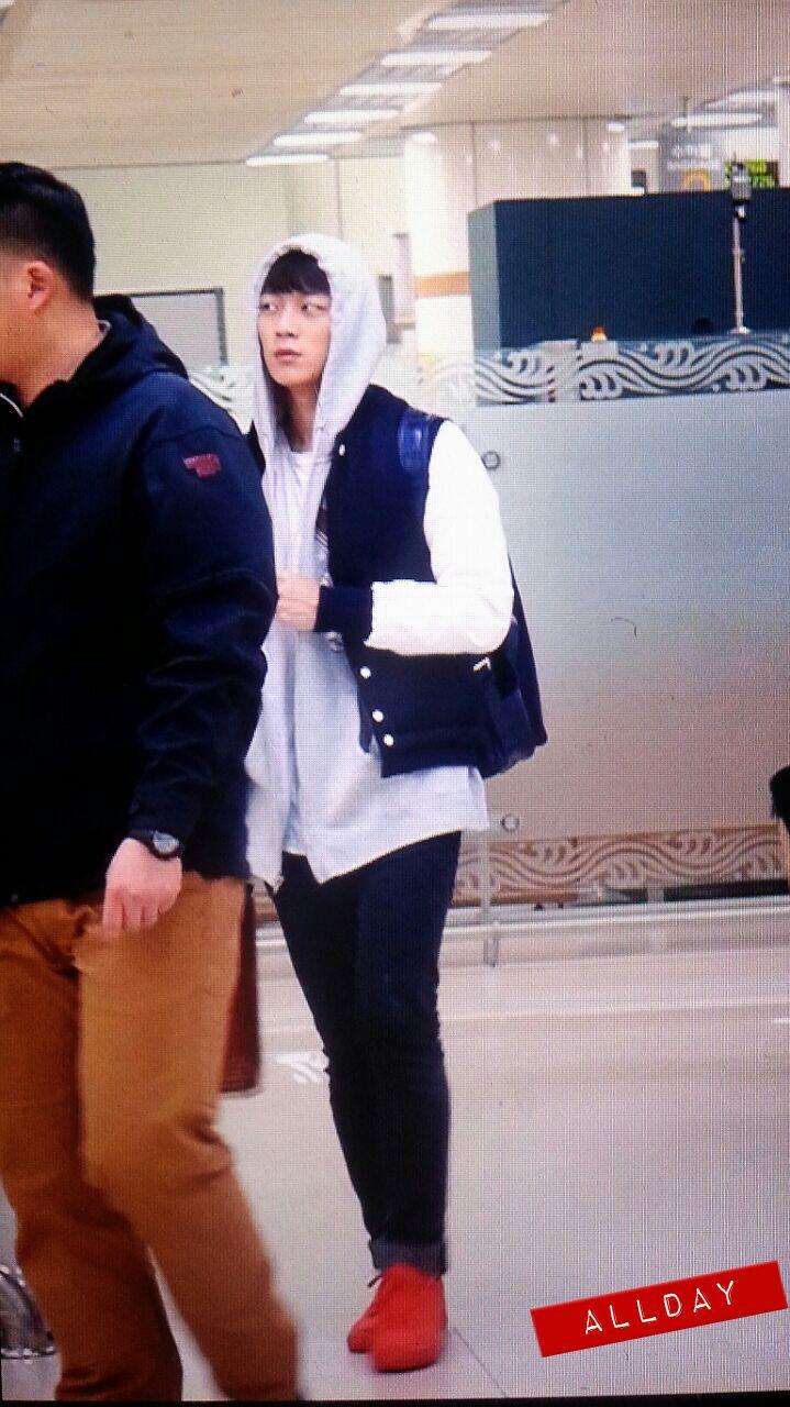 BZz2YsXCAAA_ccc.jpg:large