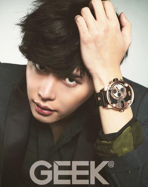 trendtok's tweet image. Foto Tampan Lee Jong Suk, Sinar Mata Kuat yang Menembus Hati Para Wanita #kartist #trendtok trendtok.co.id/2013/11/foto-t…