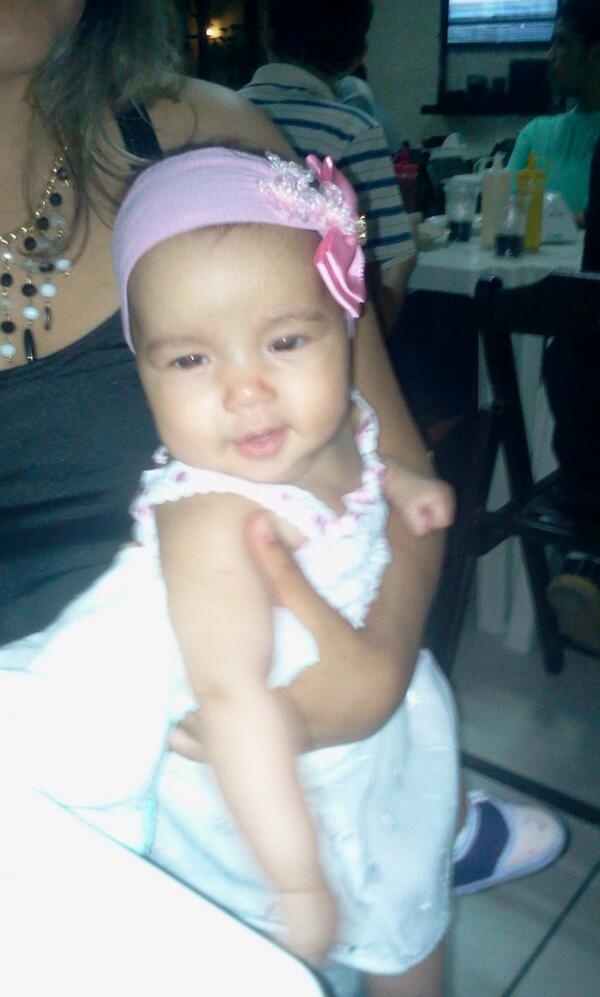 MelOficial_'s tweet photo. linda! da Maizinha... http://t.co/Udu4fkDAyz