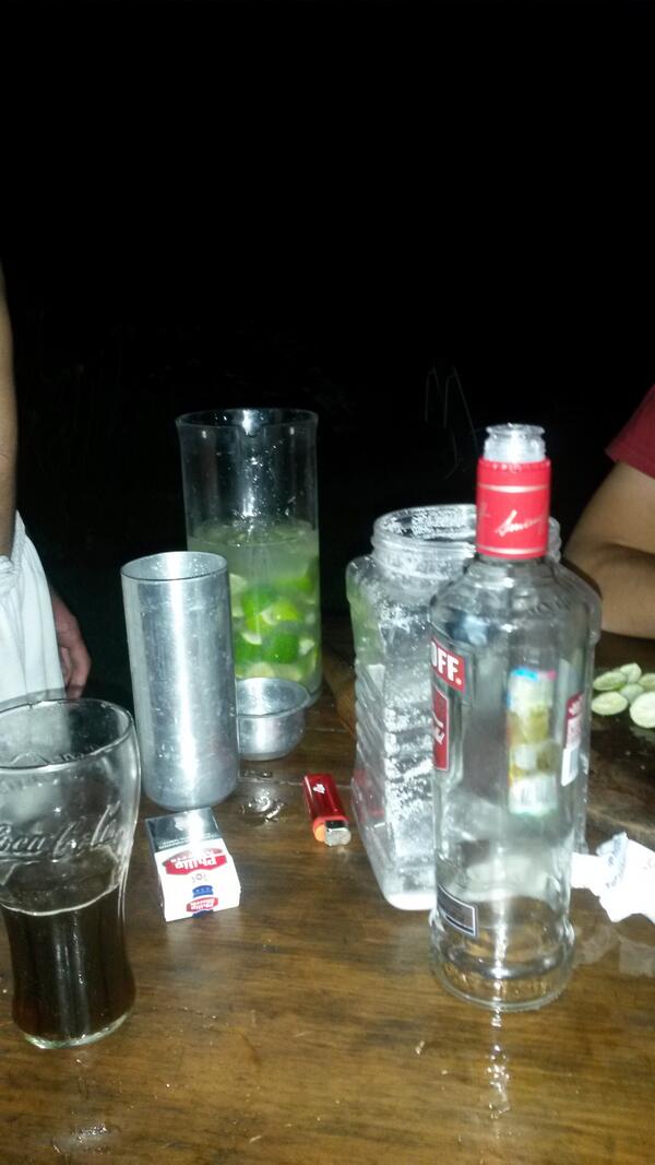 facasruder's tweet photo. #caipis @NachoDrago93 @julsperezr @bauticonti @AmareIntensoFC @jeronimobello @fitcaride http://t.co/Zs48QrbXFD