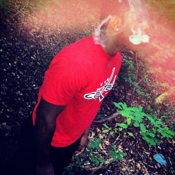 JayFlyDCU's tweet photo. Follow D_Shoota on IG @ayeedubbz_ #DaCumEnt #squad100 http://t.co/yvu3XtmmYm