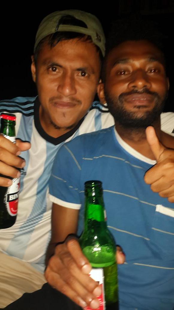 My broooo...angkat botolx broooo