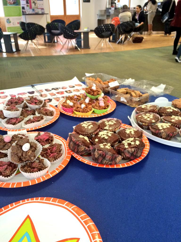 1 hour to go! Come and get your cakes now #RedNoseDay