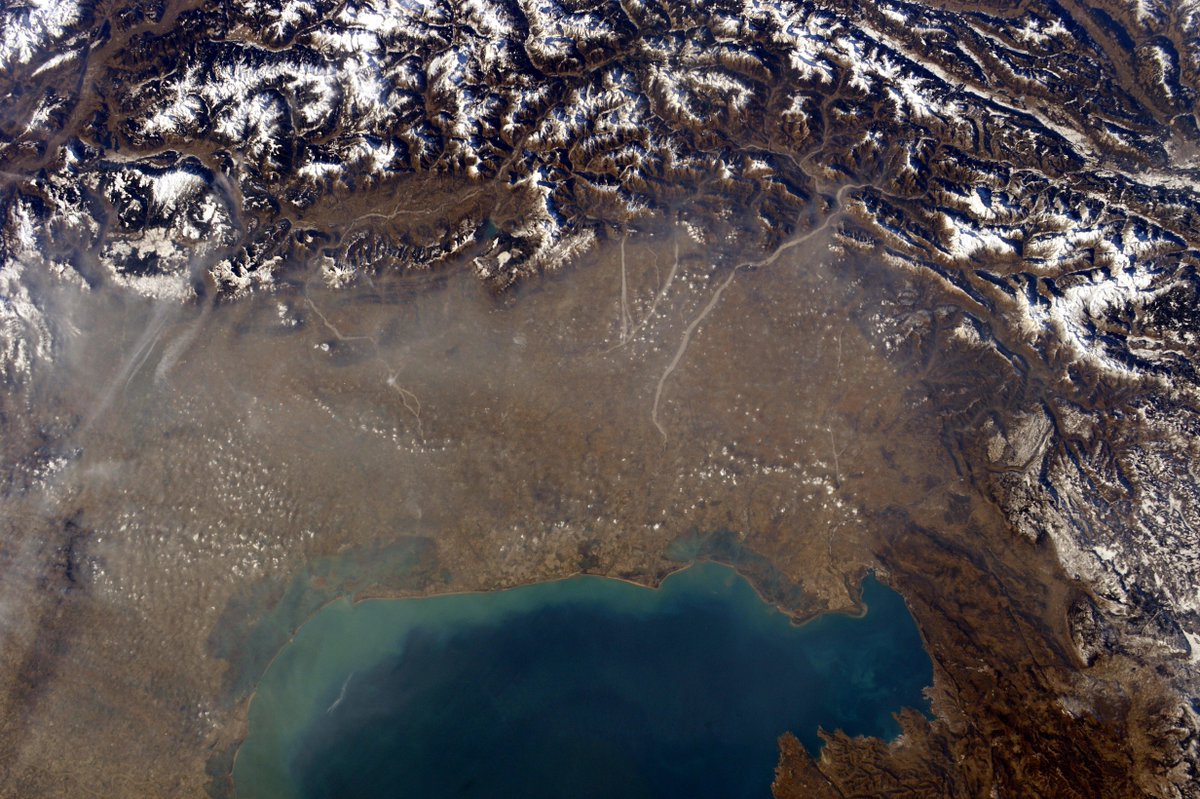 VisitFVG's tweet photo. 😍 “@AstroSamantha: Hello Veneto and Friuli Venezia Giulia! #Italy / (IT) Un saluto a Veneto e Friuli Venezia Giulia! http://t.co/npDrhXFKnC”