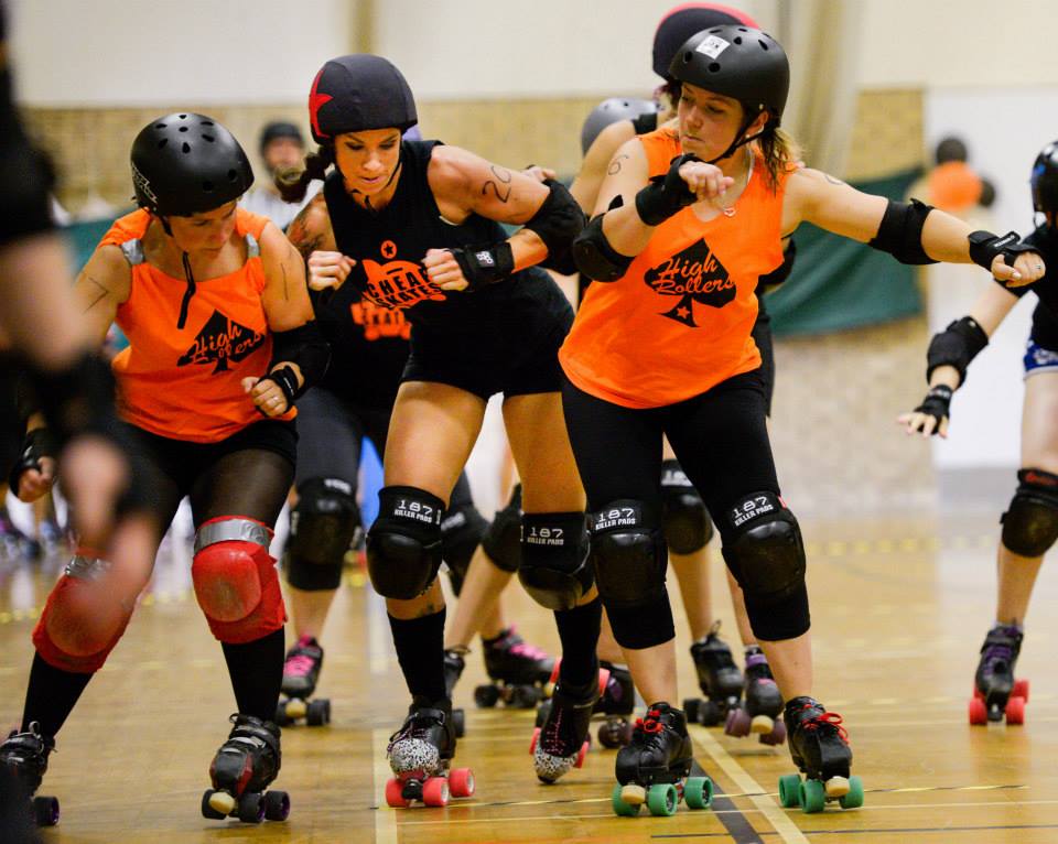 wheelsofgory's tweet photo. @RollerDerbyCity you guys did lush tees for our Wolf of Wall Sweep bout too-Cheap Skates vs High Rollers #RDComp http://t.co/mHuSZqmVJA