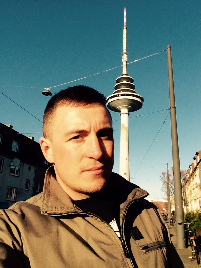 hoodtraining's tweet photo. #schöneswochende #hoodtraining http://t.co/eD8A1EoBe0