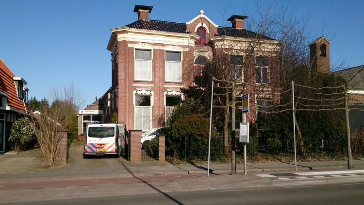 rtvnoord's tweet photo. (Update) Politie rolt hennepkwekerij op in Stadskanaal http://t.co/IVEevOsLqK #rtvnoord http://t.co/GaNCTHzxVv