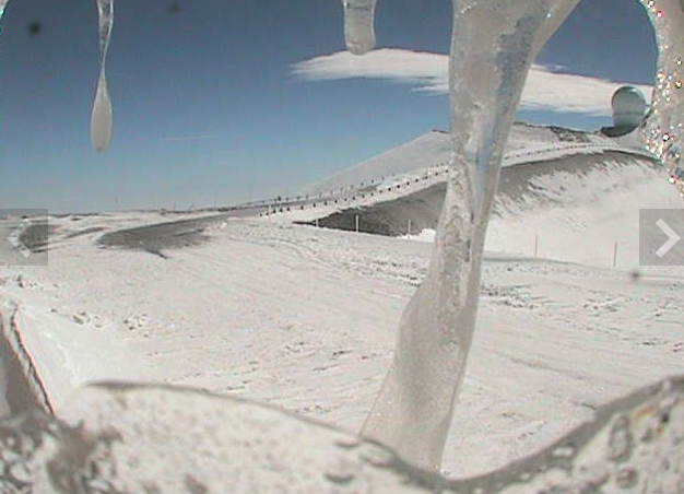 CBSNewsColorado's tweet photo. The #PineapplePowder's fresher than any new #snow in Colorado's high country this wk. This view from #MaunaKea webcam http://t.co/Xg0LjXg8uy