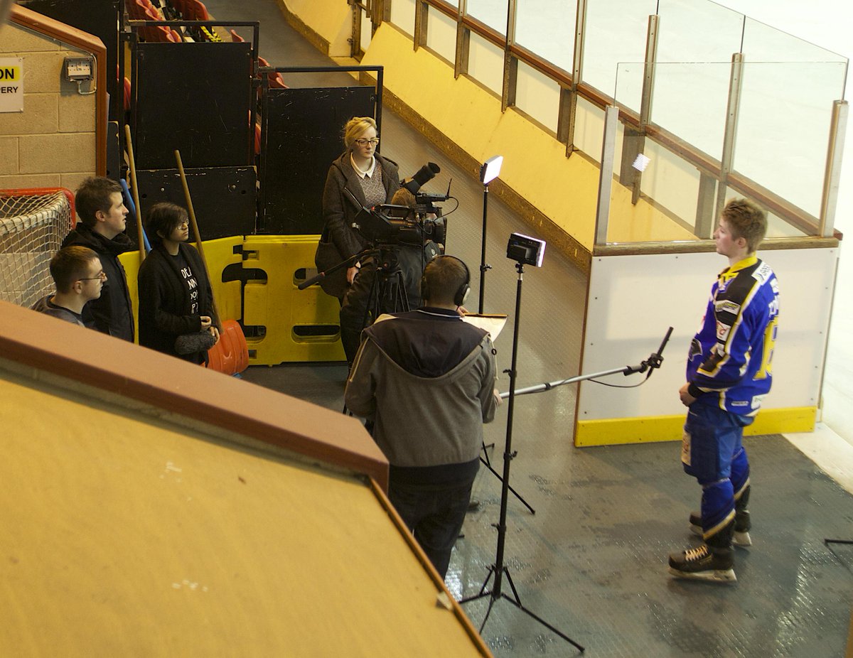 BAFilmAndTV's tweet photo. Our students filming with @HullStingrays for @OnTheBenchTV #localtv #university #UCAS @gifhe @unicentregy #Grimsby http://t.co/ffwJLbCDy8