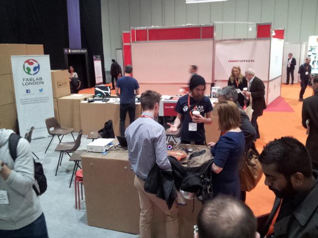 simonlaumet's tweet image. @social_cycle &amp;amp; @happy_commute getting a lot of attention at #WTS2015