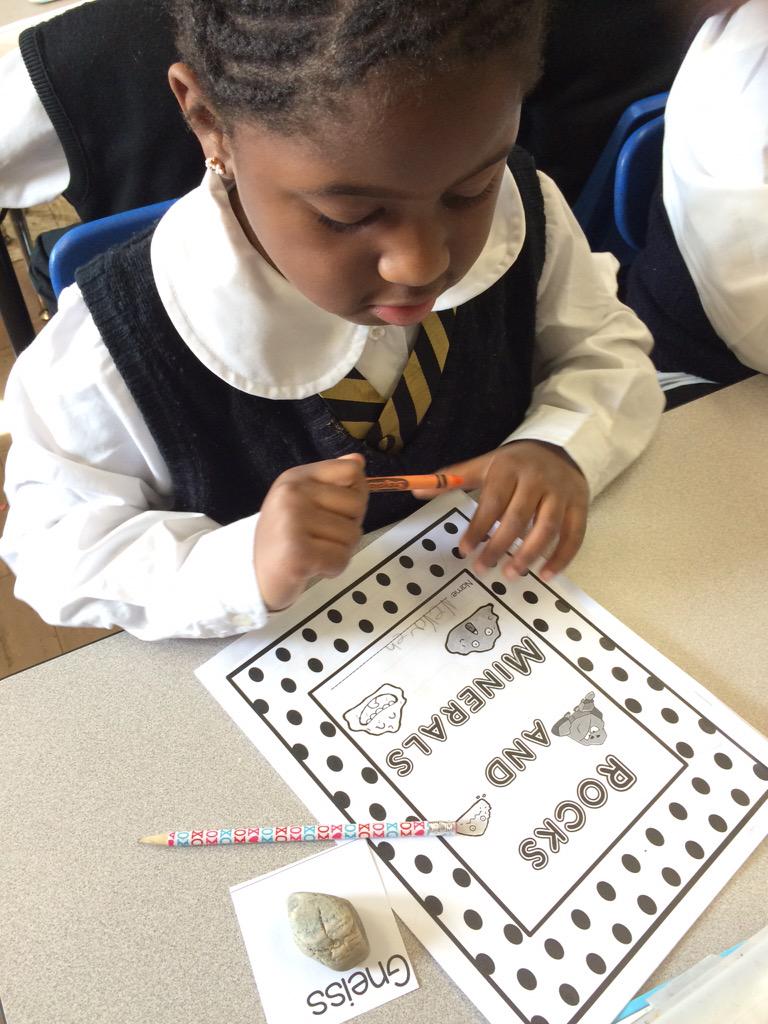 CCPKinderTeach's tweet photo. Rock investigations today in kindergarten!!! So much fun!!  #icanschools #CCP #kindergarten http://t.co/OUuJe433ji