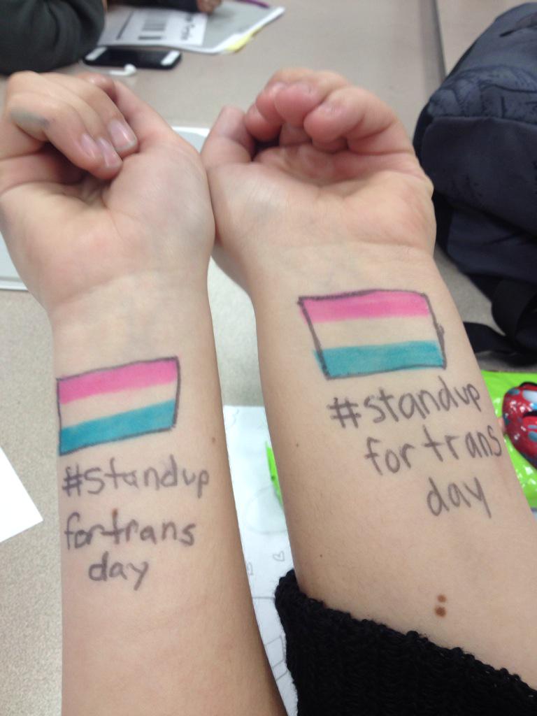 _tsukikage's tweet photo. We're a day late but oh well #standupfortransday ๐ @wendy_927 http://t.co/YZCxqg0C5n
