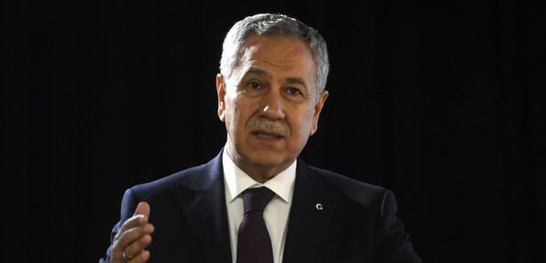 Arınç'tan "suikast" açıklaması

Ama her meşhur olmak isteyen aynı yöntemi kullanmıyor mu ?

cumhuriyet.com.tr/haber/siyaset/…