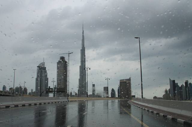 خبر مُبشر لمُحبي الأمطار في #الامارات الأسبوع القادم

التفاصيل عبر: goo.gl/6aegrP

#امطار #الطقس #طقس_العرب