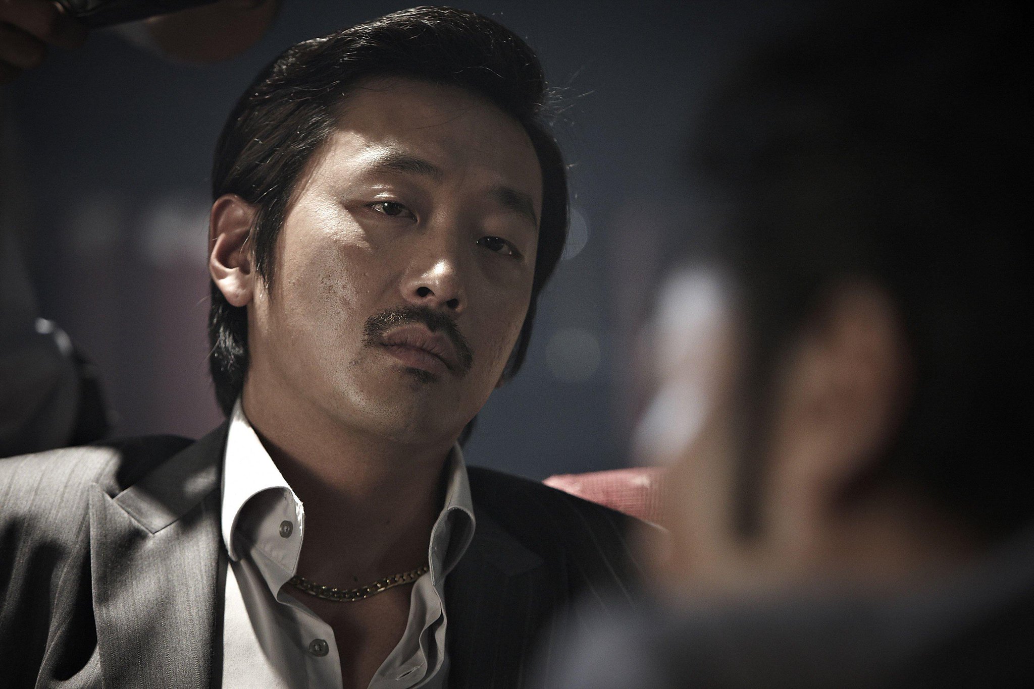 A very happy birthday to Ha Jung-woo! Star of THE CHASER, NAMELESS GANGSTER & THE FOX FAMILY:  