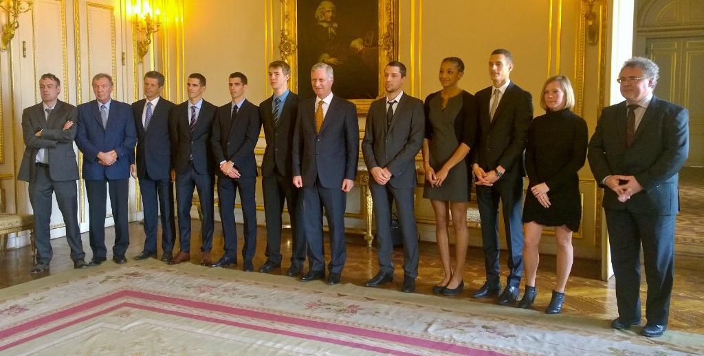 MonarchieBe's tweet photo. De gemedailleerde Belgische atleten #EKIndoor #Praag2015 @thiam_nafi @BorleeOfficial #JulienWatrin #AntoineGillet http://t.co/z0GF5yPwxY