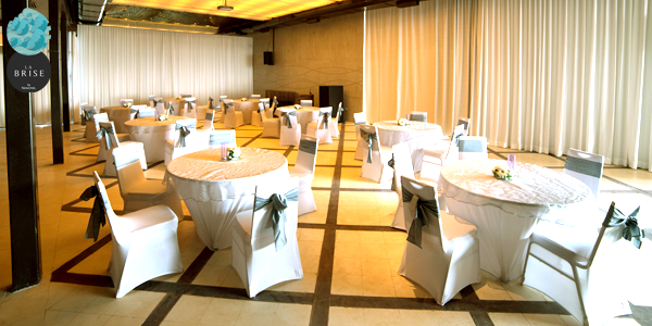 labrisegoa's tweet photo. In search of the ideal #venue to make your long conferences less strenuous?@labrisegoa is 
the place to be. http://t.co/gKo48i4Zpe