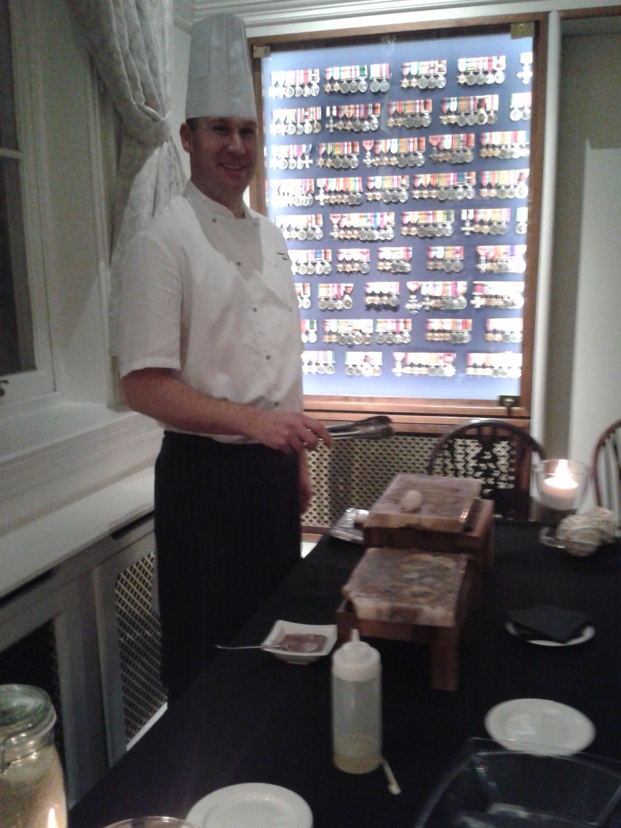 HAC_TheCompany's tweet photo. #1stanniversary @fareoflondon &amp; HAC_Scallops cooked on Himalayan Rock Salt served in the Medal room with Champagne... http://t.co/lBKkoG53Jd