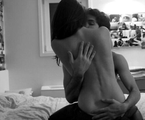 relationship goals (@2amsouls) on Twitter photo 